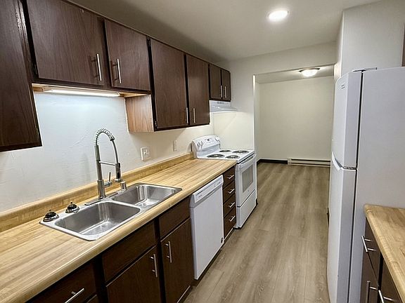 3rd image of 1818 School St #A