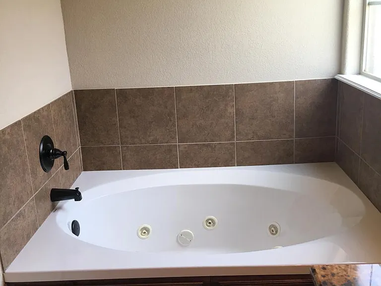 5102 W Winddrift Pl — Photo 9