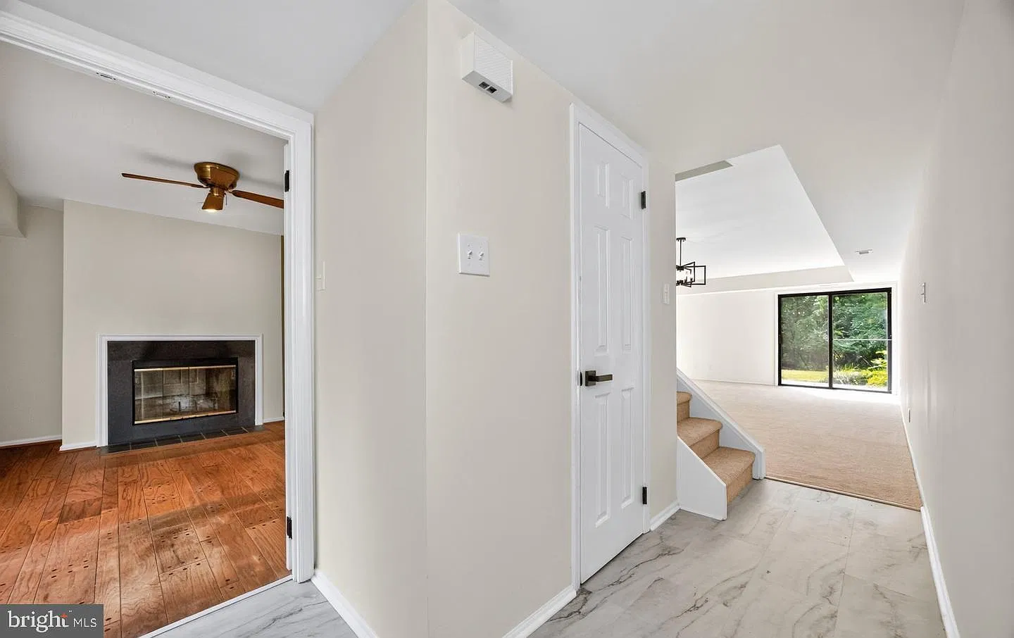 3 bed, 2.5 bath, 1716 sqft, $2,700 — Photo 3