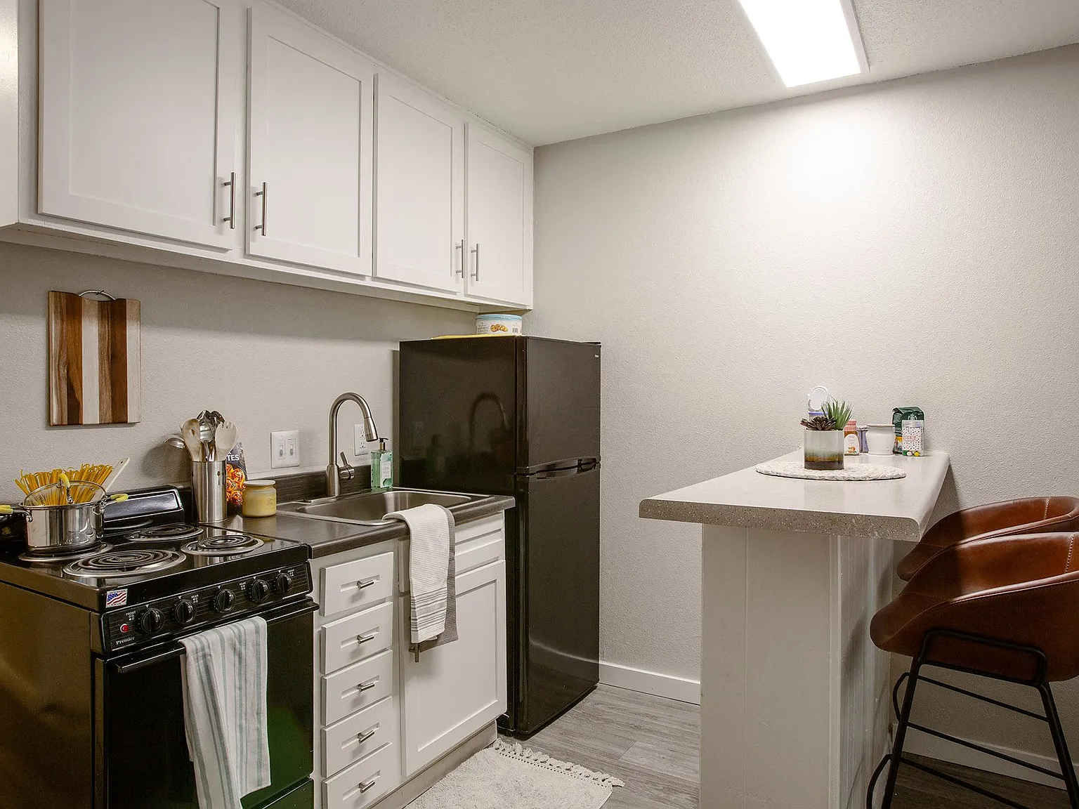 Encanto Lofts Apartments — Photo 4