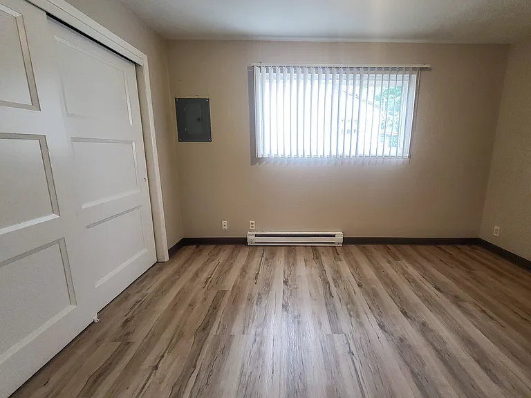 2855 Front St NE #2A — Photo 15
