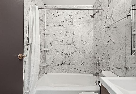 3rd image of 1521 York Ave APT 2
