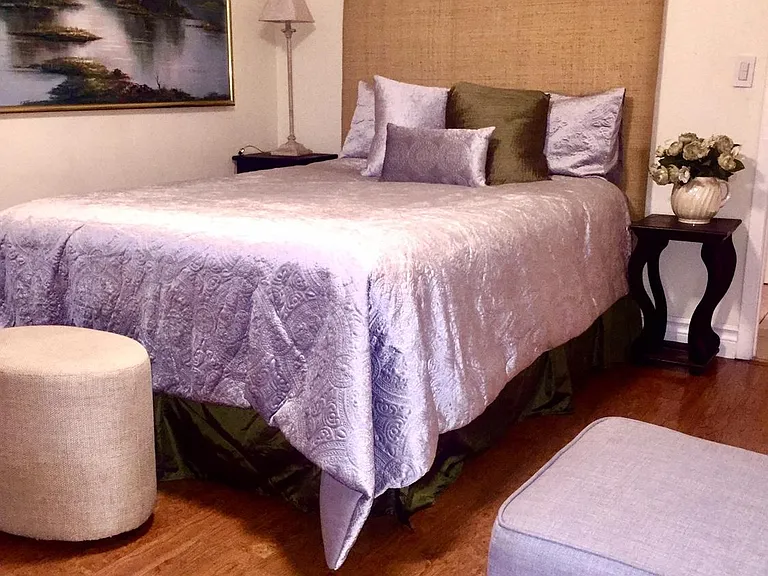 first bedroom queen size bed
