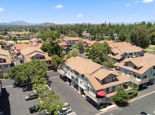 74 Maegan Pl APT 2, Thousand Oaks, CA 91362