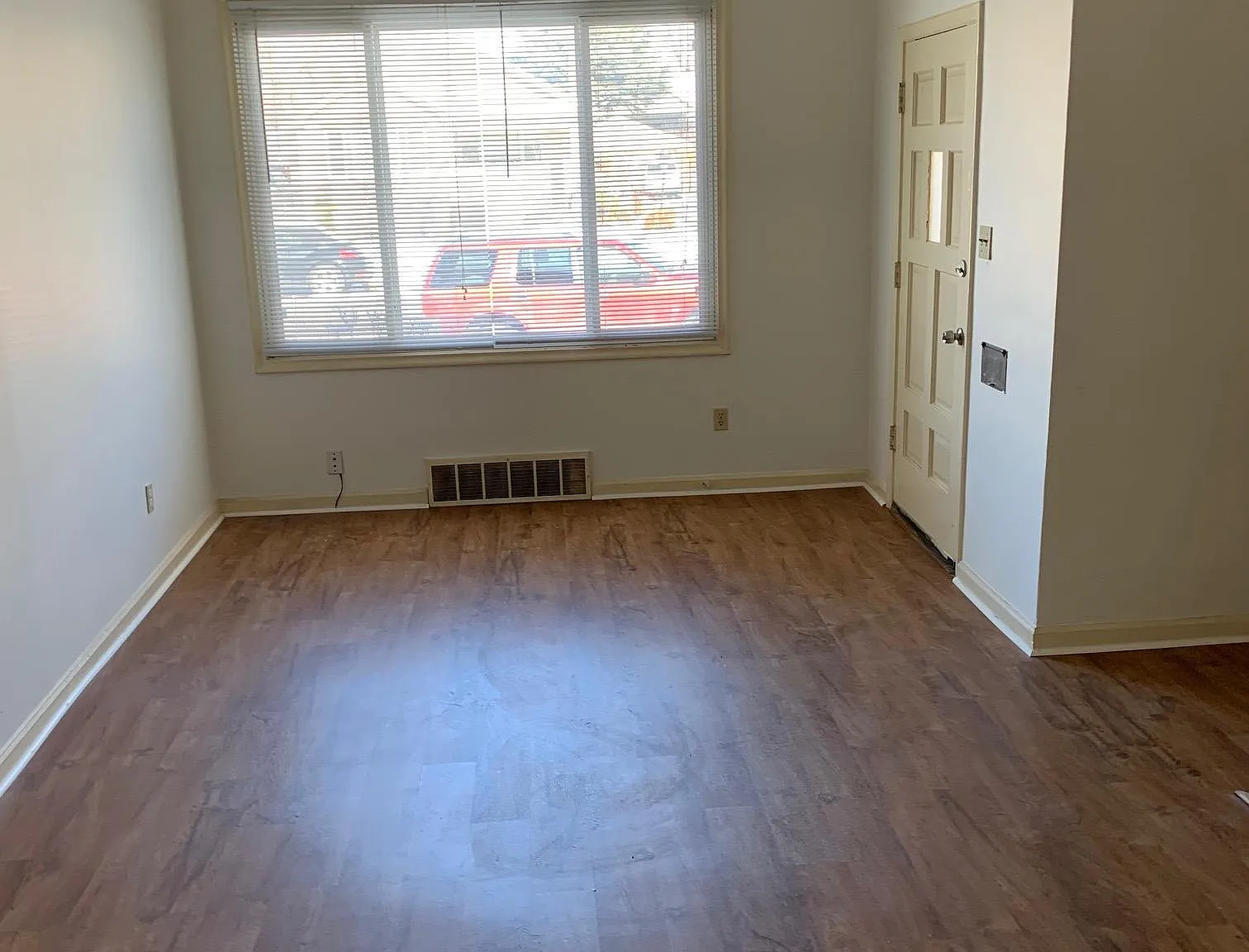 1 bed, 680 sqft, $1,950 — Photo 3