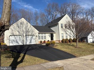 2703 Belle Crest Ln, Silver Spring, MD 20906