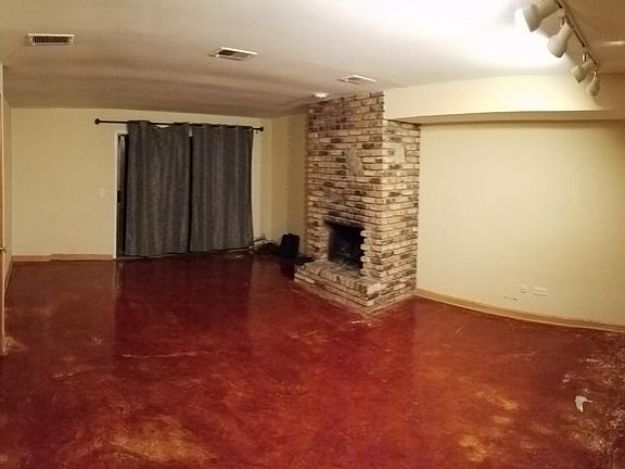 Big downstairs bedroom