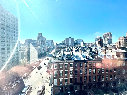 Rented by Addison Property Group | media 9