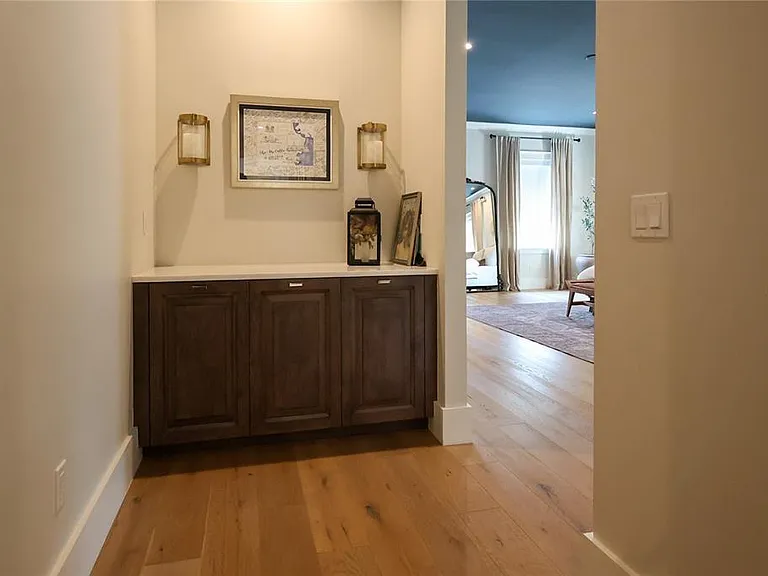 2402 W Parkland Blvd — Photo 23