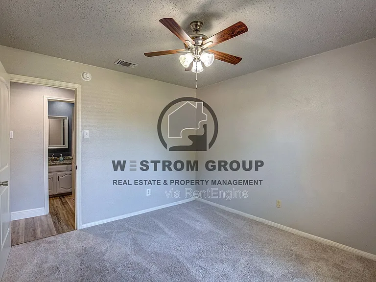 1642 Belltower Dr — Photo 19