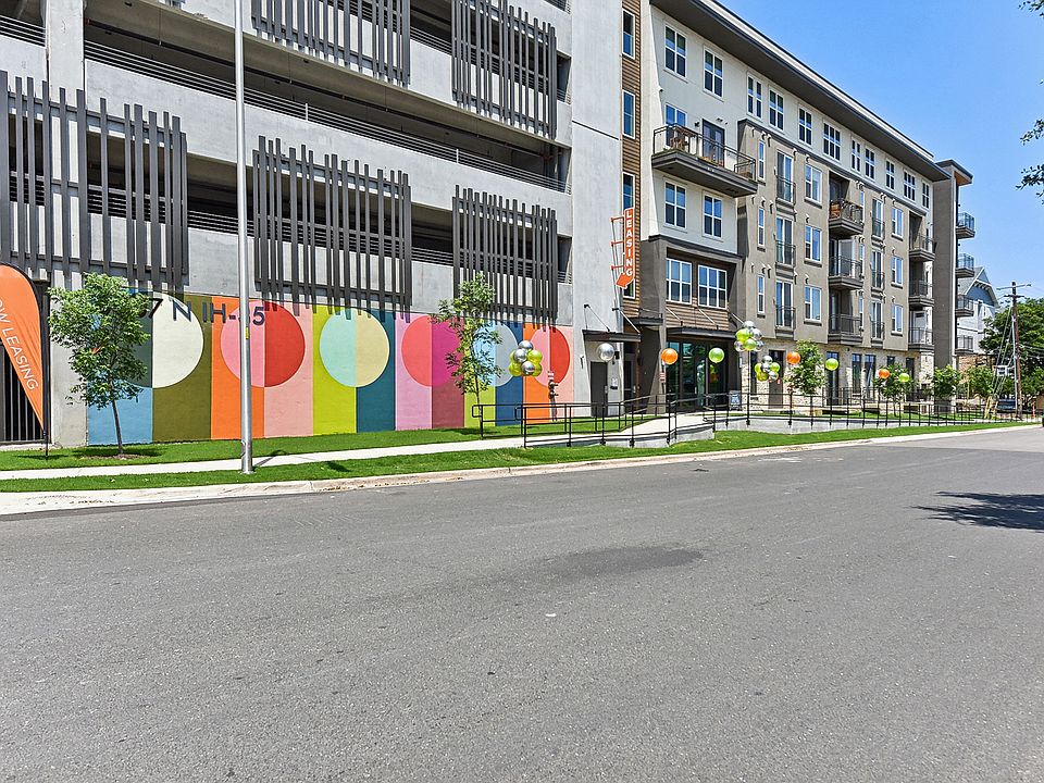 Windsor Park Towers Leasing Office