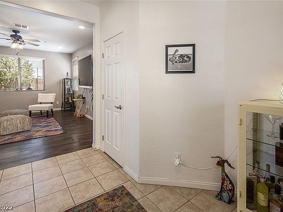 4th image of 430 Barcarolle Ln