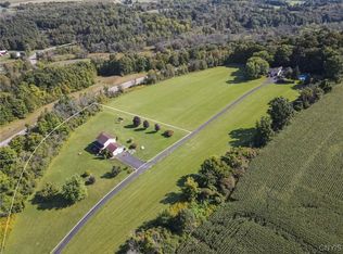 1964 Lee Mulroy Rd, Skaneateles, NY 13152