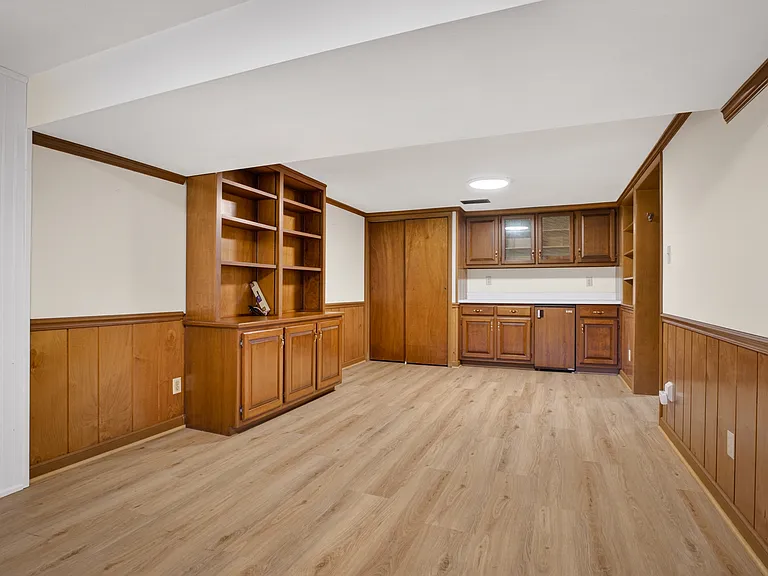 4304 Paradise Dr — Photo 14