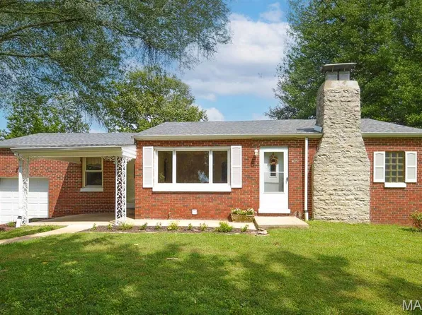 425 S 47th St, Belleville, IL 62226
