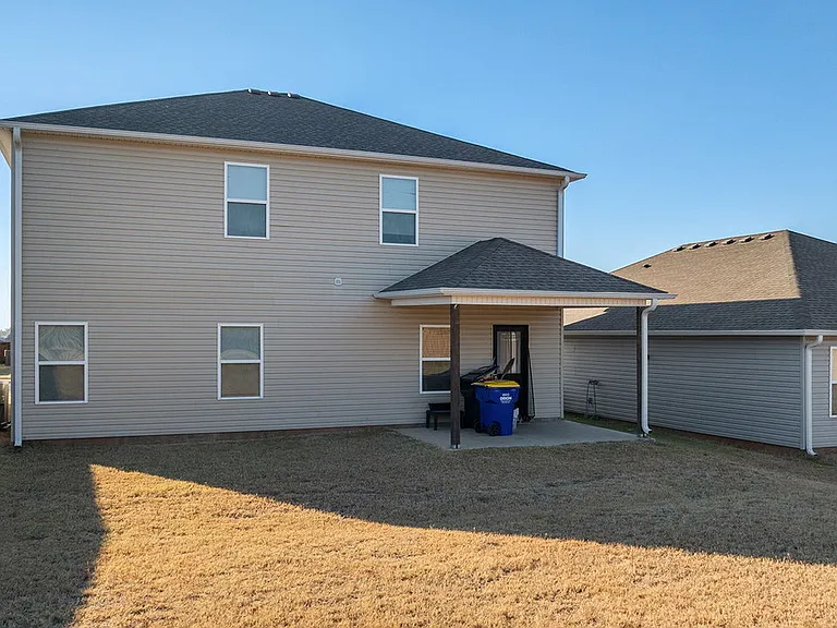 612 Woodcreek Loop — Photo 15