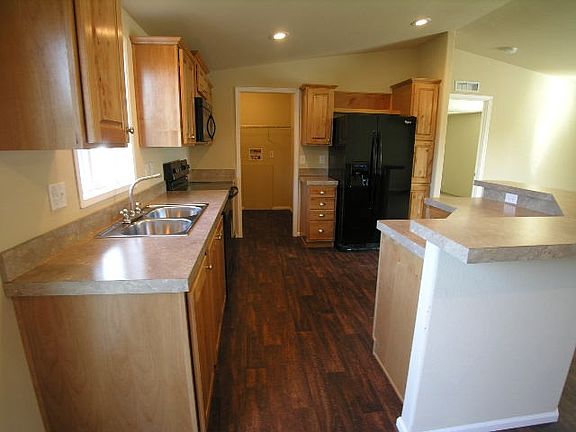 5th image of 2313 108th Street Ct E #8