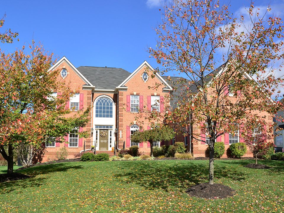 1st image of 42658 Gulicks Landing Ct