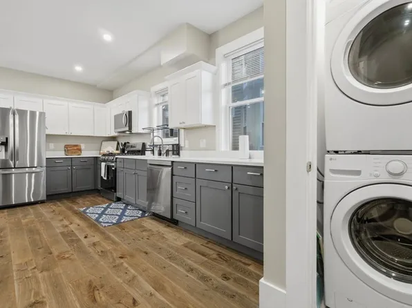 1 Hillside St #3, Roxbury Crossing, MA 02120