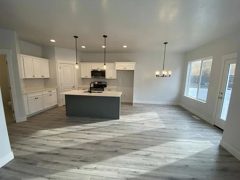 16214 S Truss Dr — Photo 2
