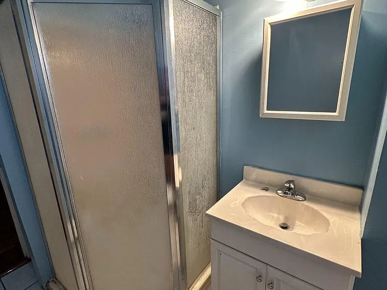 356 N Charlotte St #2B — Photo 8
