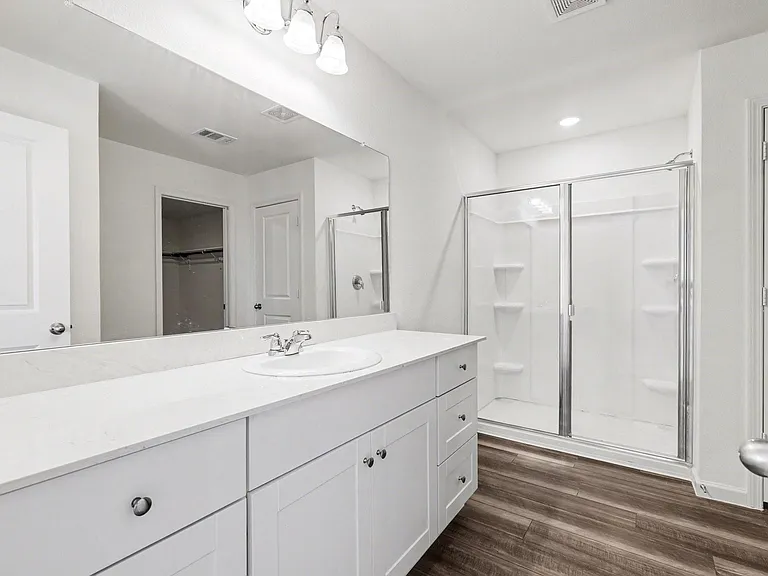 1803 Chapel Hill Rd — Photo 10