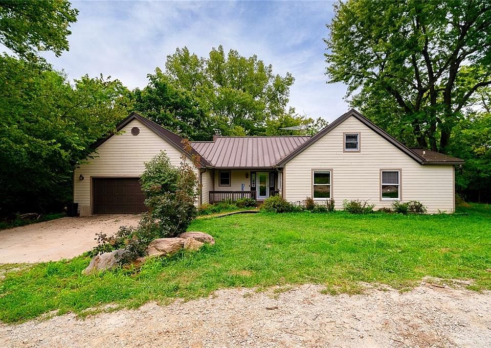 1st image of 1226 Orchard Hill Dr