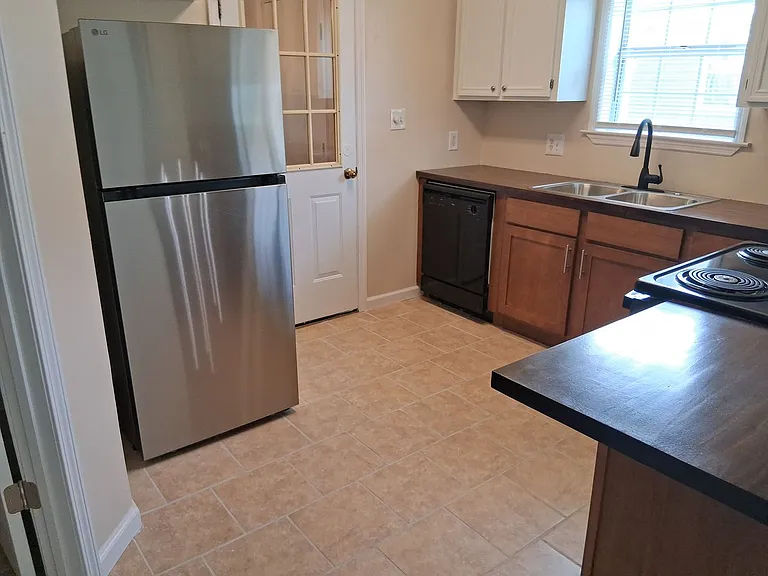 4069 Chadwyck Dr — Photo 14