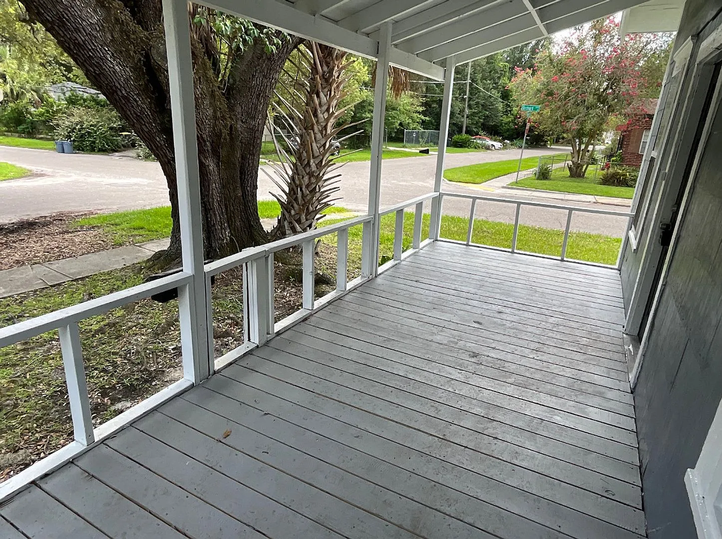 * Move in ready - Large 2/1 Single Family home* — Photo 4