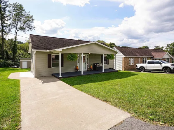 305 Main St, Rivesville, WV 26588