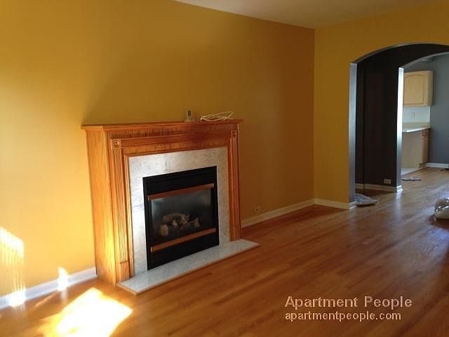 1st image of 4911 N Wolcott Ave APT 2B