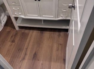 Cahuenga Iris Terrace, Los Angeles, CA 90068