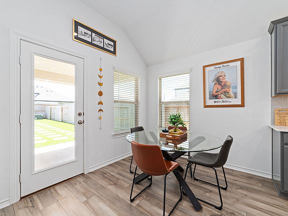 2nd image of 1224 Seaside Cove Ln