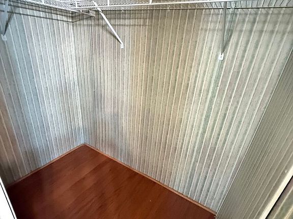 3rd image of 525 Rhynes Way