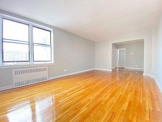 1st image of 140-55 Burden Cres #610
