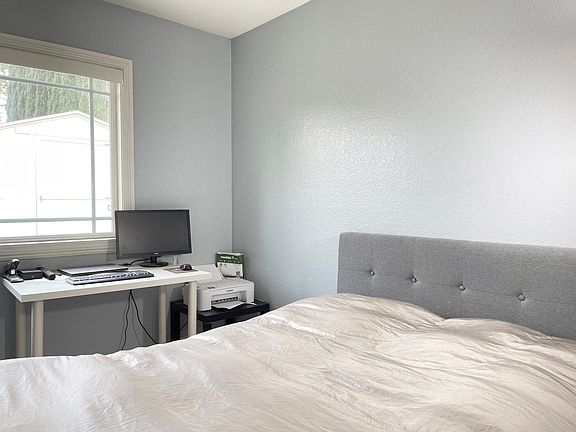 4th image of 2447 S Sultana Ave #A