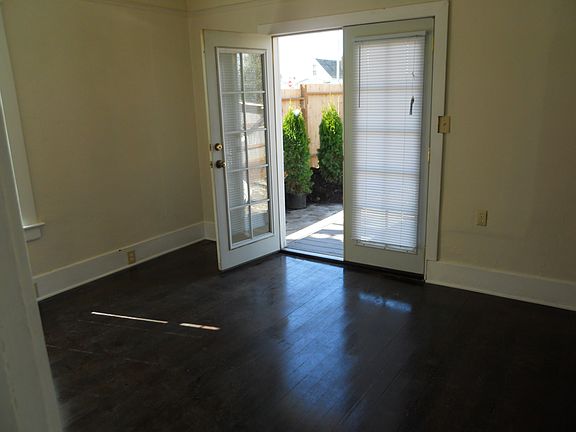 2nd image of 951 Highland Ave