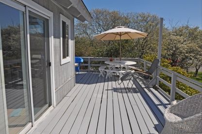 Ample decking