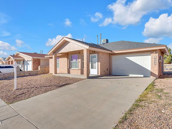 2nd image of 14365 Desierto Lindo Ave