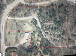 E Hoxie Rd, Traverse City, MI 49684