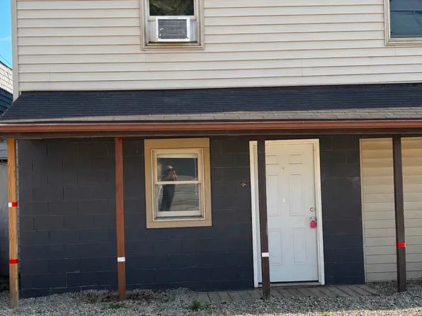 101 Taylor St APT D, Crooksville, OH 43731