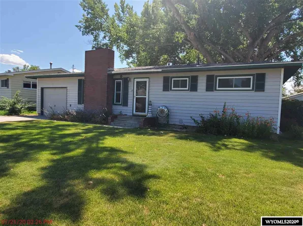 408 S 18th St, Worland, WY 82401