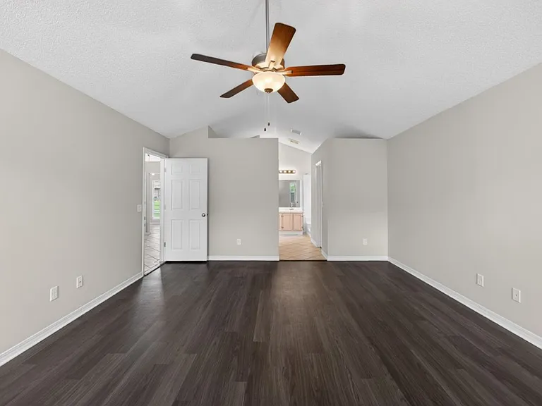 3550 Sheldrake Dr — Photo 18
