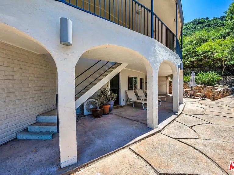 25202 Piuma Rd — Photo 40