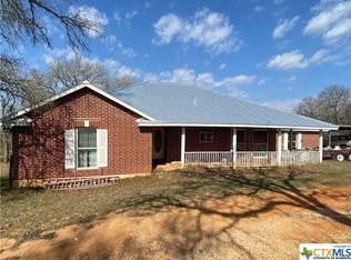 736 Mill Oak Ln, Kingsbury, TX 78638