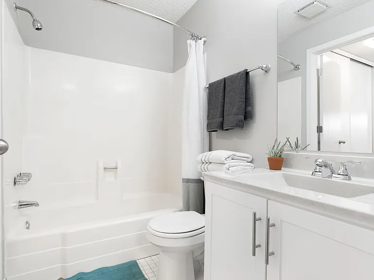 Hillcrest Place — Photo 12