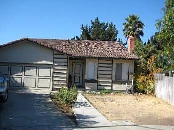 1st image of 115 Donegal Dr