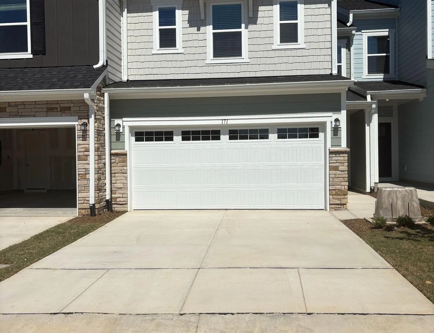 3 bed, 2.5 bath, $2,550 — Photo 1