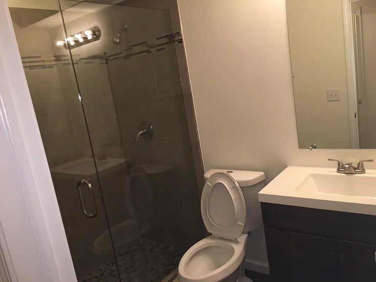 2408 E York St #2 — Photo 5