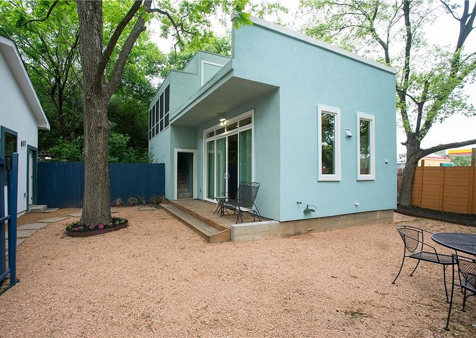 1st image of 5911 Woodrow Ave #A